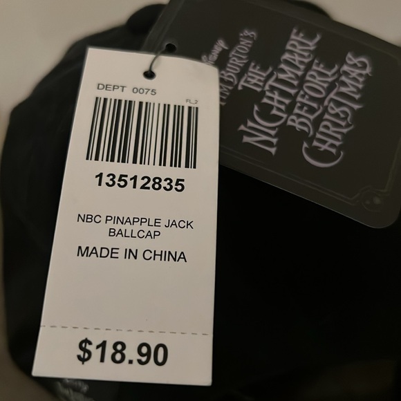 Disney Tim Burton’s The nightmare before Christmas Hat - Picture 4 of 5